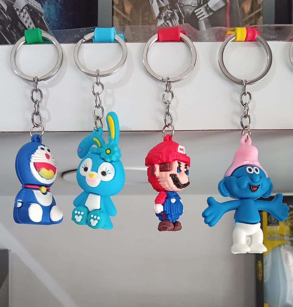 2 Llaveros 3D Coleccionables Superhéroes y Anime • Silicona Premium • Nuevos — imagen 2
