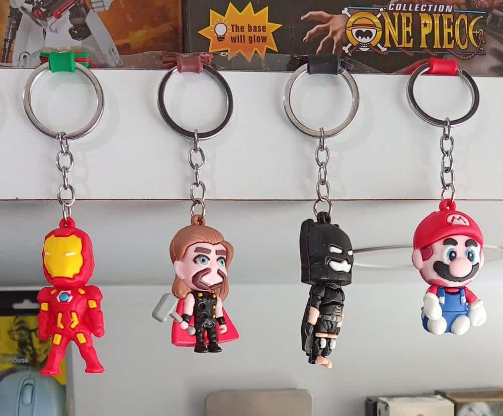 2 Llaveros 3D Coleccionables Superhéroes y Anime • Silicona Premium • Nuevos — imagen 4