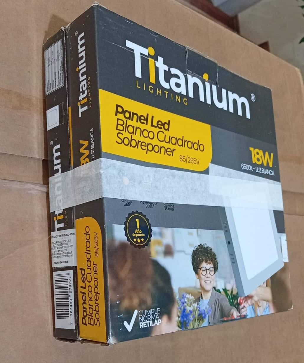 2 Paneles LED Titanium 18W Cuadrado Sobreponer 85‐265V Luz Blanca 6500K2 Paneles LED Titanium 18W Cuadrado Sobreponer 85‐265V Luz Blanca 6500K — imagen 2