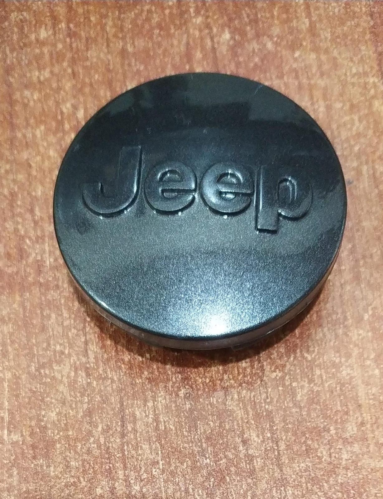 2 Tapacubos Central Jeep Mopar OEM 60651915 Negro Brillante (para Commander, Compass, etc) — imagen 2