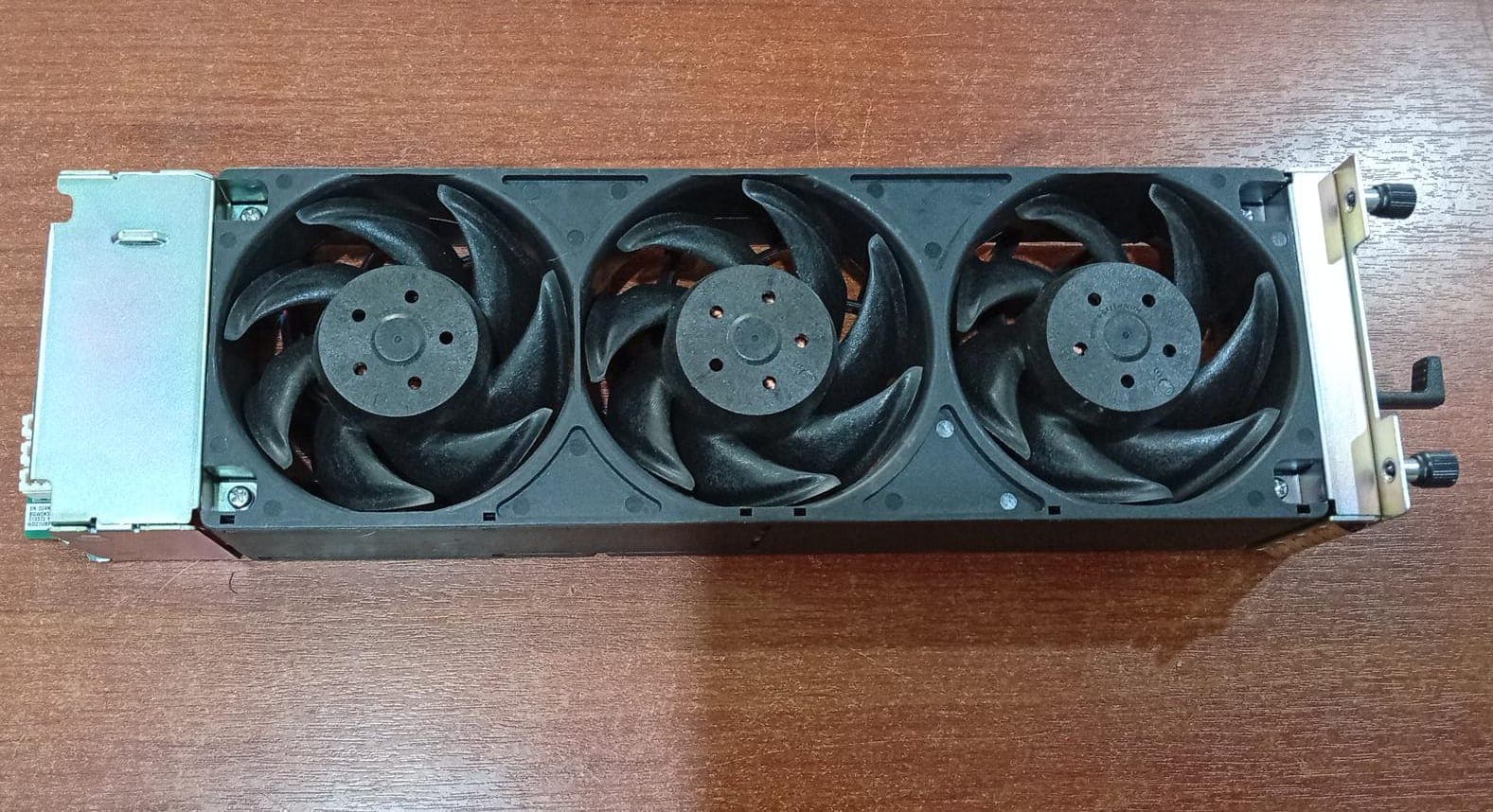 Módulo de Ventiladores Huawei 32030280 FA483A08 48V DC Enfriador 3 Fans Seminuevo — imagen 2