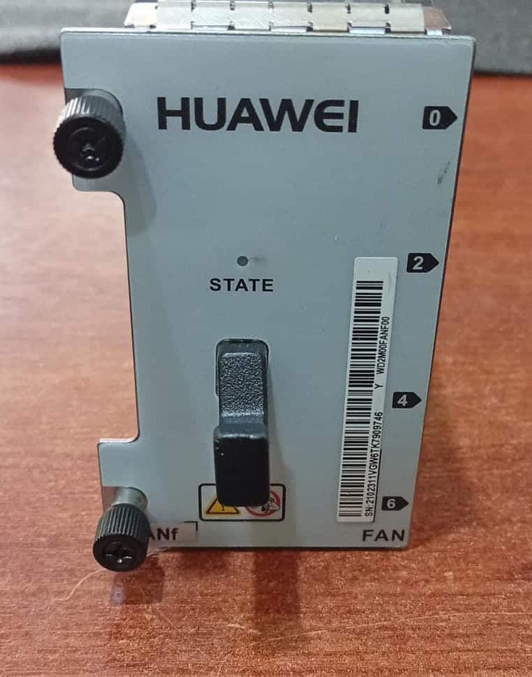 Módulo de Ventiladores Huawei 32030280 FA483A08 48V DC Enfriador 3 Fans Seminuevo — imagen 4