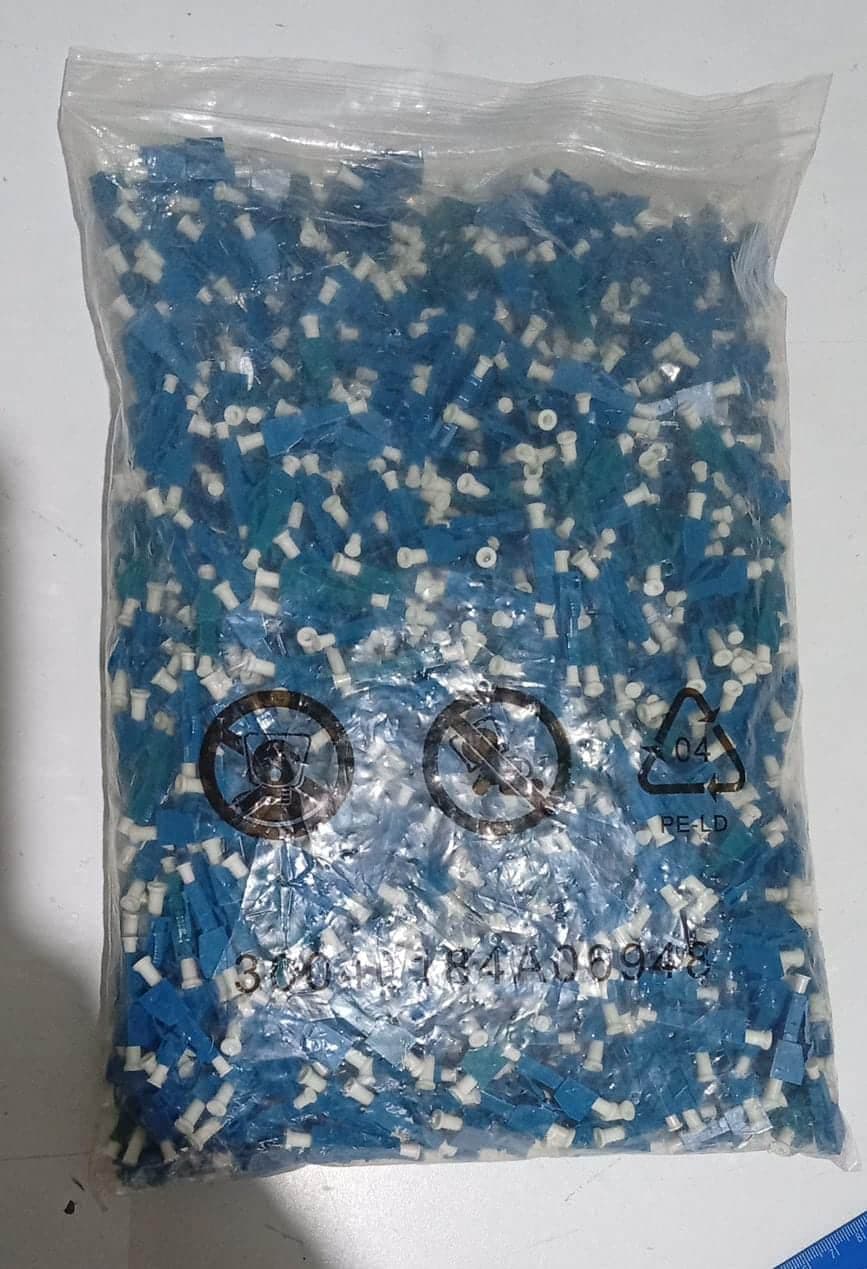 1Kg de Adaptador Acoplador Fibra Óptica LC-LC Monomodo Azul (Conector Simplex) — imagen 2