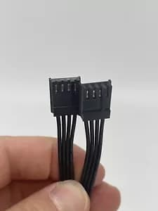 Adaptador de cable de alimentación interno | Molex a FDD | 4 pines — imagen 3