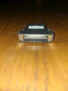 Adaptador de Género | Serial DB25 PIN HEMBRA a RJ45 HEMBRA | AMPHENOL | SYS-77000610 — imagen 1