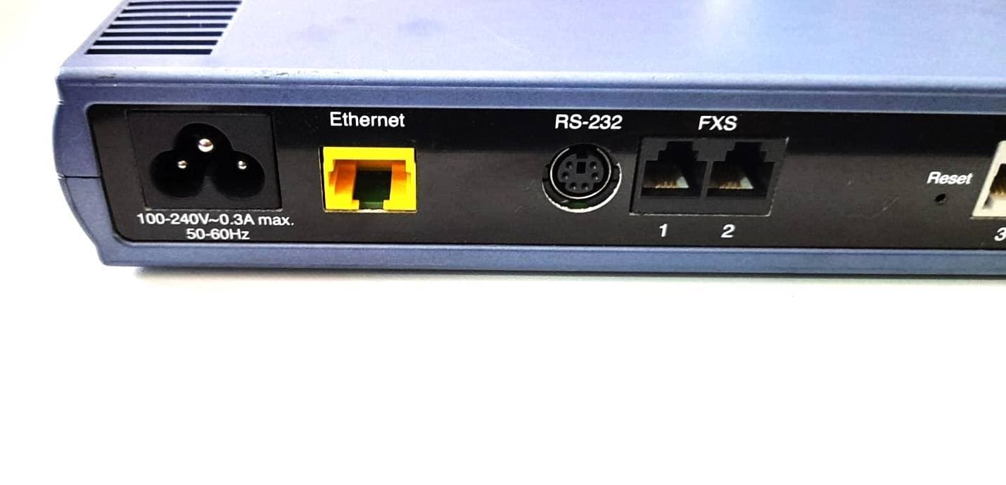 ADAPTADOR DE TELÉFONO VOIP GATEWAY 4 CANALES ANALÓGICO FXS-VCX V7111 — imagen 4