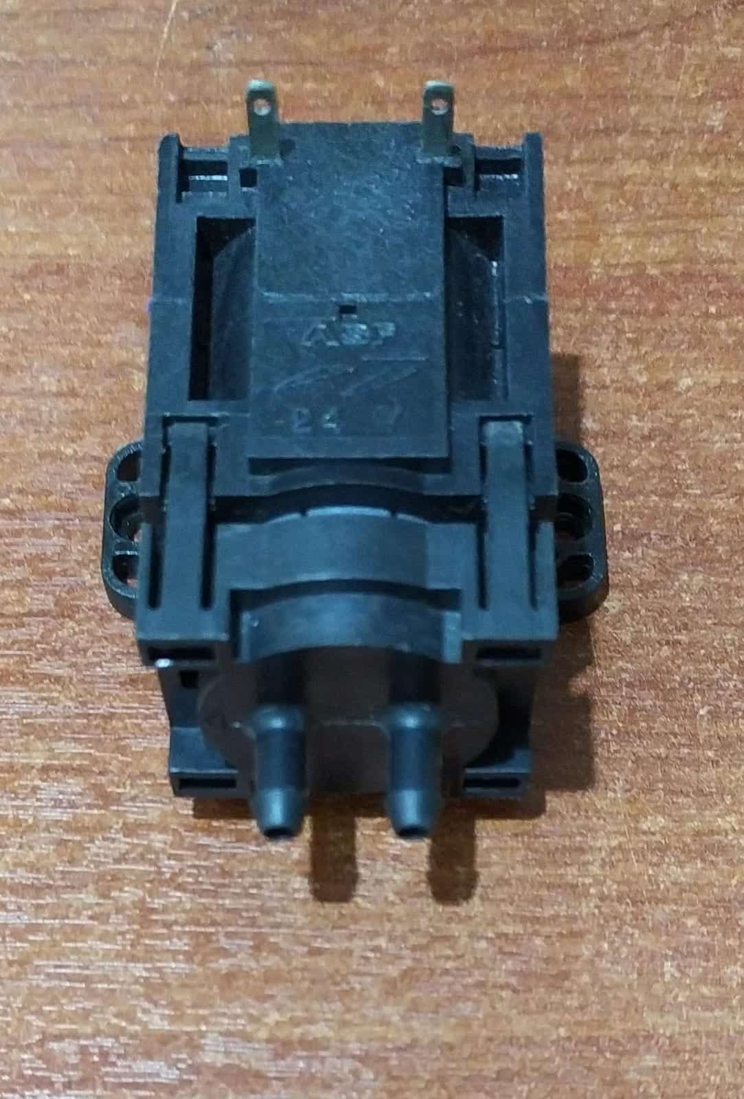 Bomba/Compresor Thomas 9133310 24V 50Hz de Alta Precisión — imagen 4
