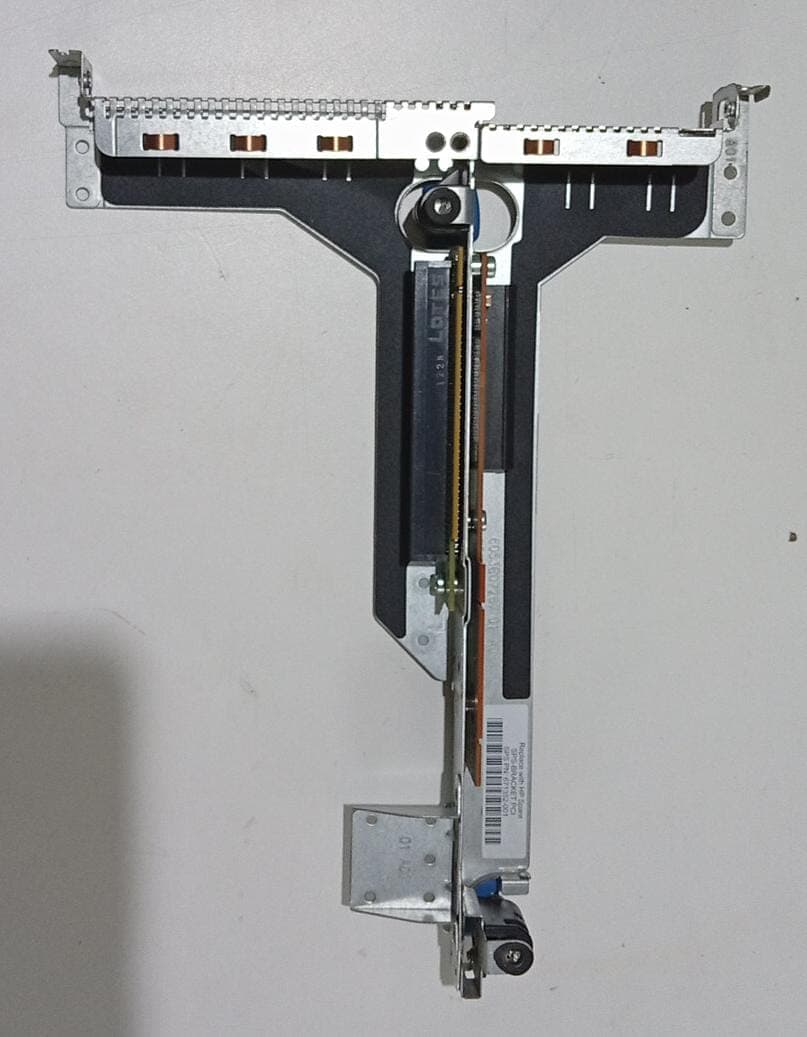 Bracket / Riser PCIe HP 671352-001 DL360p Gen8 x16 + x8 seminuevo — imagen 3