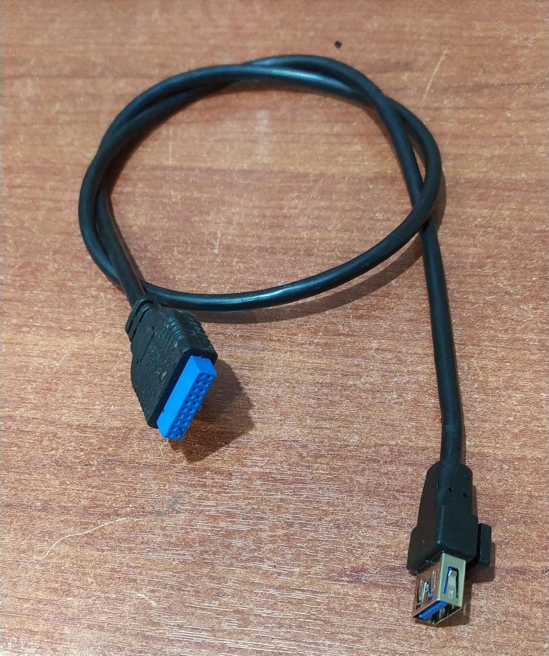 Cable Adaptador Interno USB 3.0 19 Pines a USB 3.0 Tipo A Hembra para Panel Frontal — imagen 1