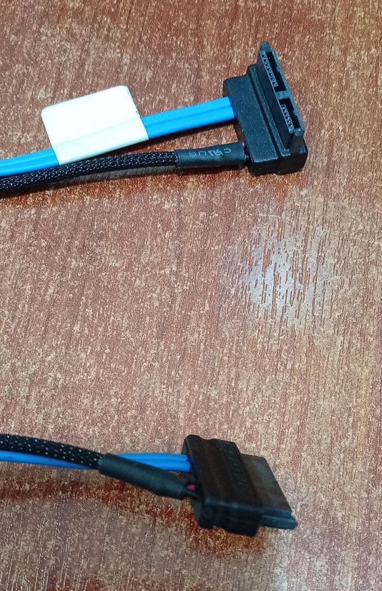 Cable Amphenol 484355-003 SATA Optical Power – seminuevo — imagen 3