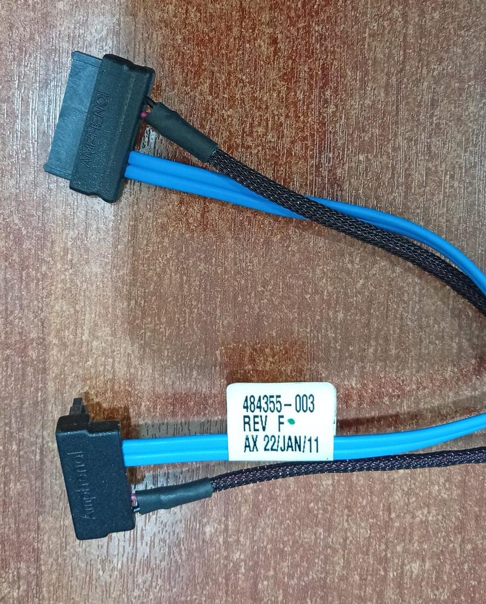 Cable Amphenol 484355-003 SATA Optical Power – seminuevo — imagen 4