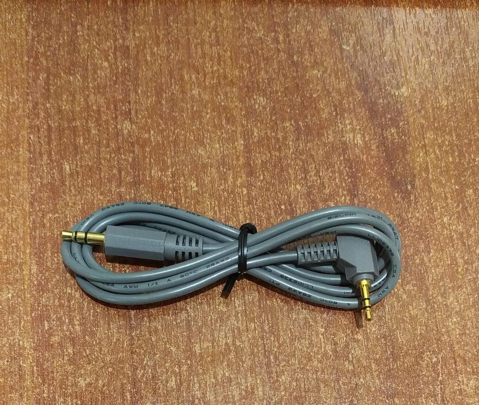 Cable Auxiliar de Audio | Mini Jack Macho a Jack Macho | 1m | Gris — imagen 4