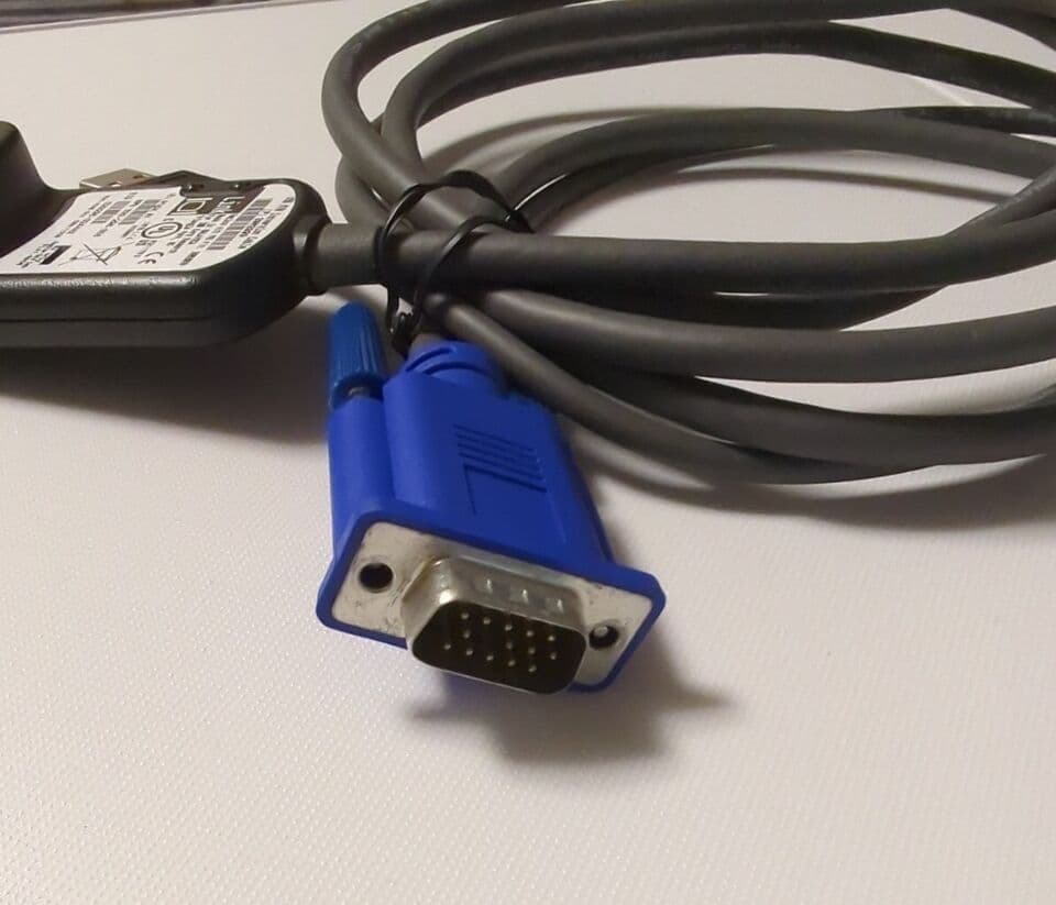 Cable de conversión IBM USB KVM 39M2899 39M2909 520-296-505 — imagen 2