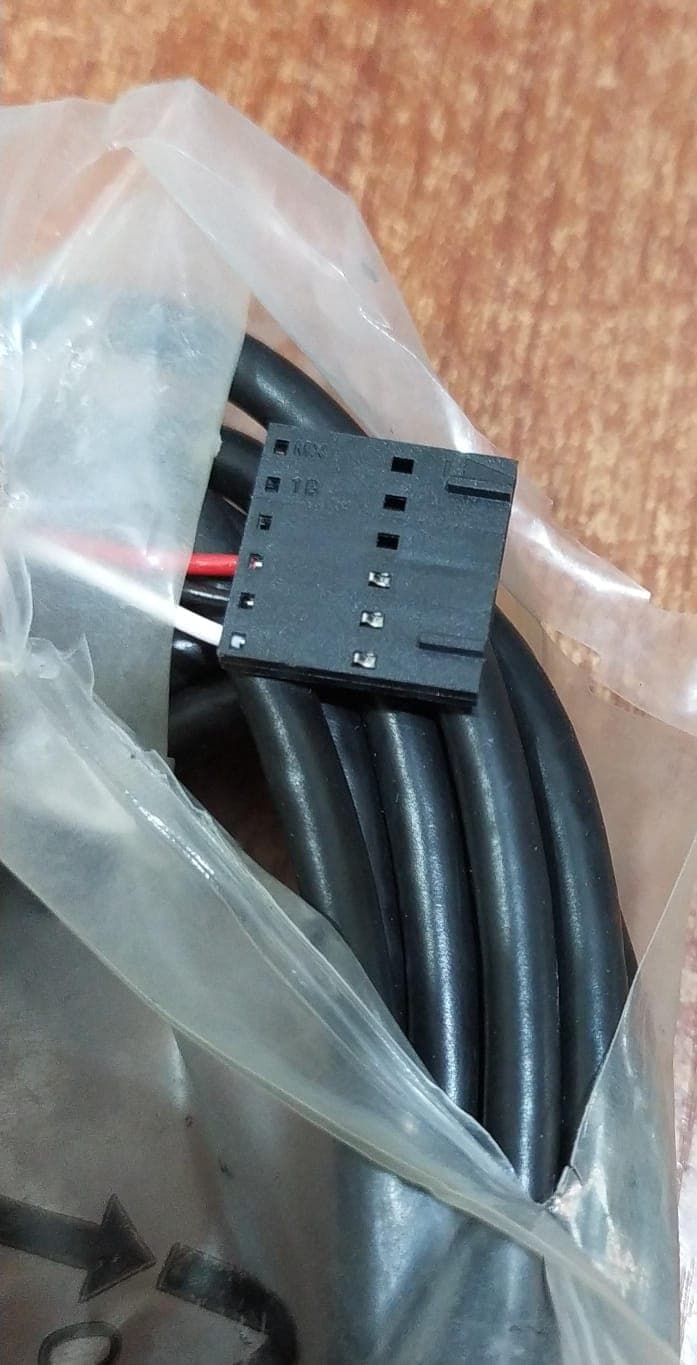Cable de Datos AL‑C6000‑300 3 Hilos Rojo/Negro/Blanco Conector 6 Pines (Uso Industrial/Servidores) — imagen 4