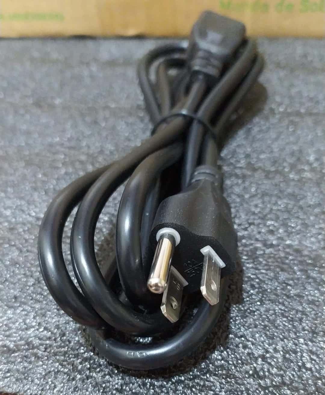 Cable de Poder 1.8m 10A 3 Clavijas para PC, Monitor y Fuente de Poder — imagen 2