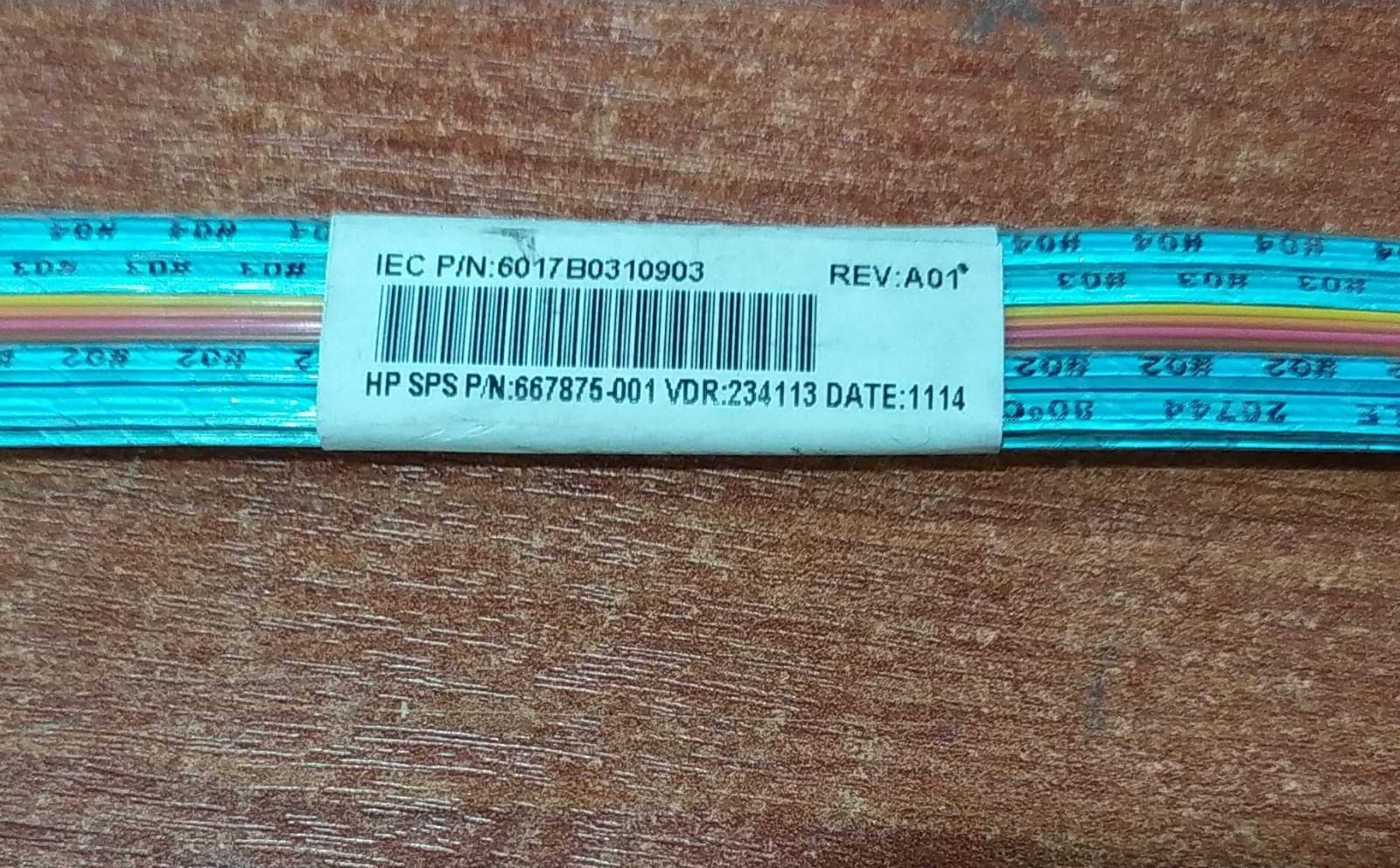 Cable Mini‑SAS HP 667875‑001 / 6017B0310903 – HP ProLiant DL360p Gen8 – 64 cm SFF‑8087 Angular — imagen 3