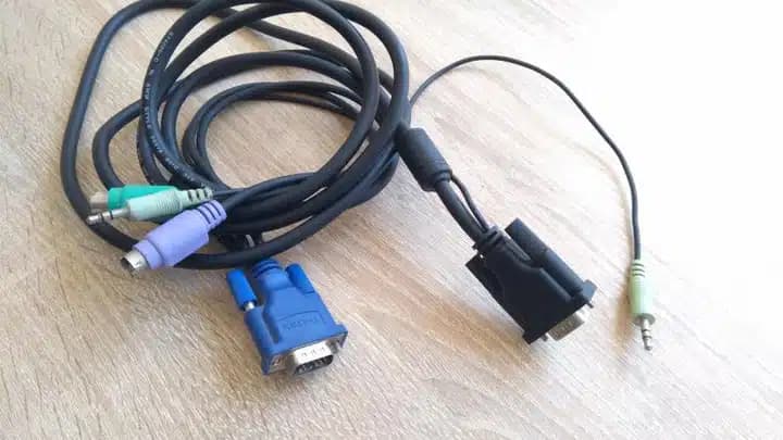 Cable VU para conmutador KVM D-LINK KVM-121, HDDB a VGA + 2 x PS/2 + audio — imagen 2
