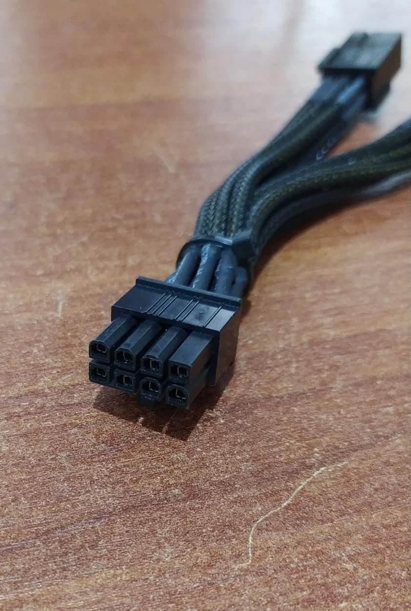 Cable Extensor para Tarjeta Gráfica EPS 1x 8 Pin 12V a 2x 6 Pin PCIe — imagen 2