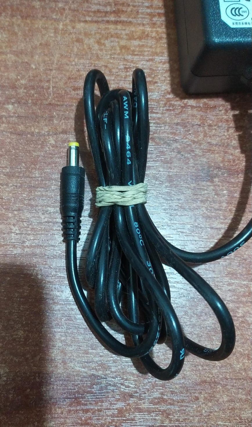 cargador / Transformador | DYS40-120300W-K | BRAVEN | 12V 3A — imagen 3