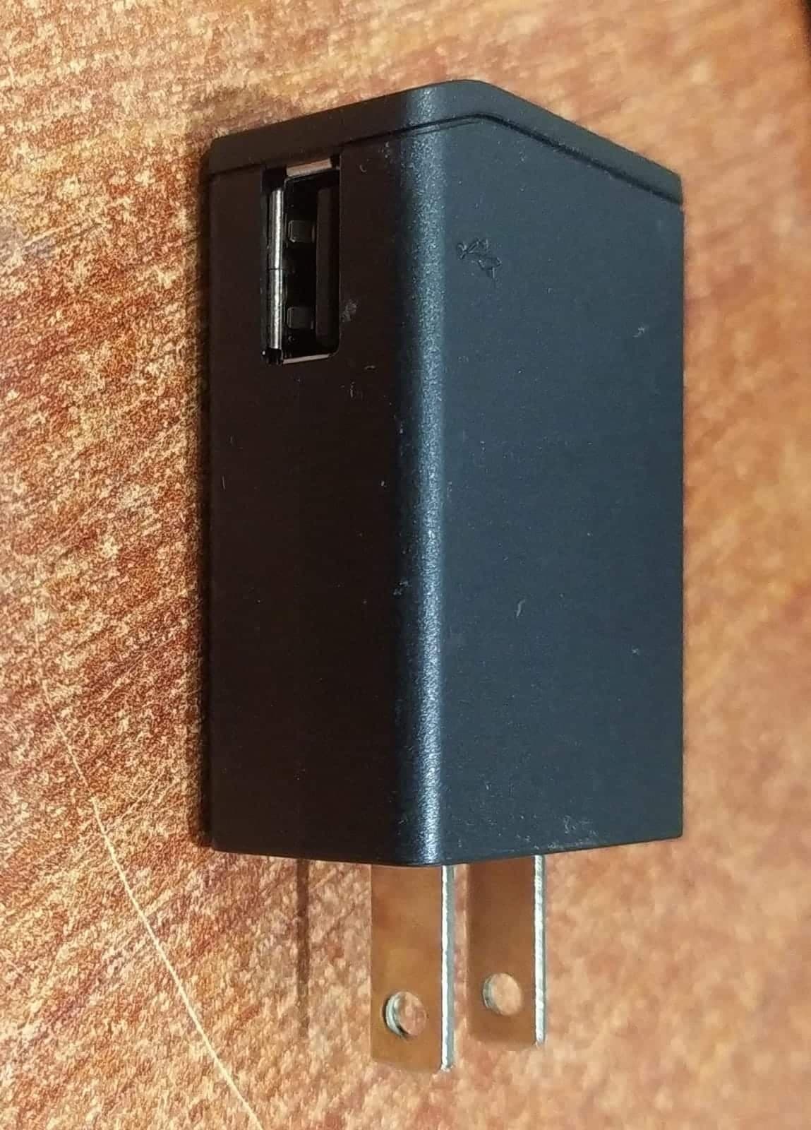 Cargador USB de Pared Sony EP800 5V 0.85A para Sony Xperia — imagen 3