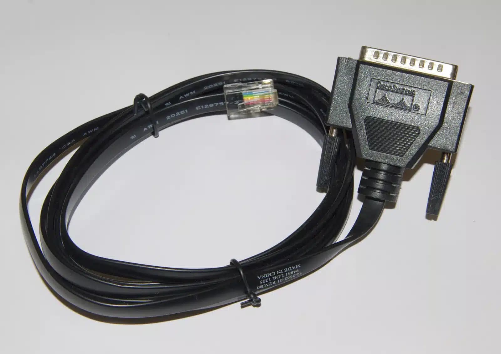 Cisco Cable de módem/consola DB25 a RJ45 | 72-3663-01 | nuevo — imagen 1
