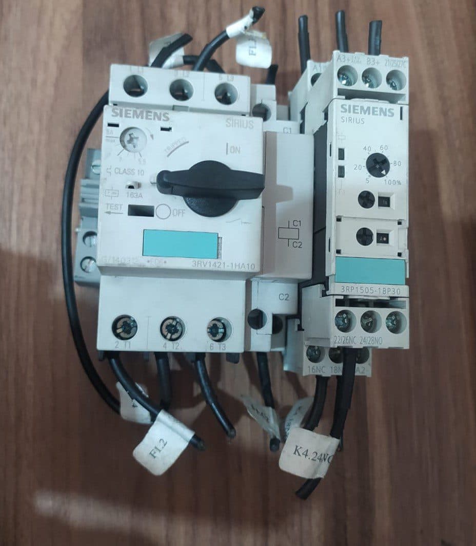 Combinación | Relé 3rp1505-1bp30 | Tansformador 3rv1421-1ha410 | SIEMENS | — imagen 1