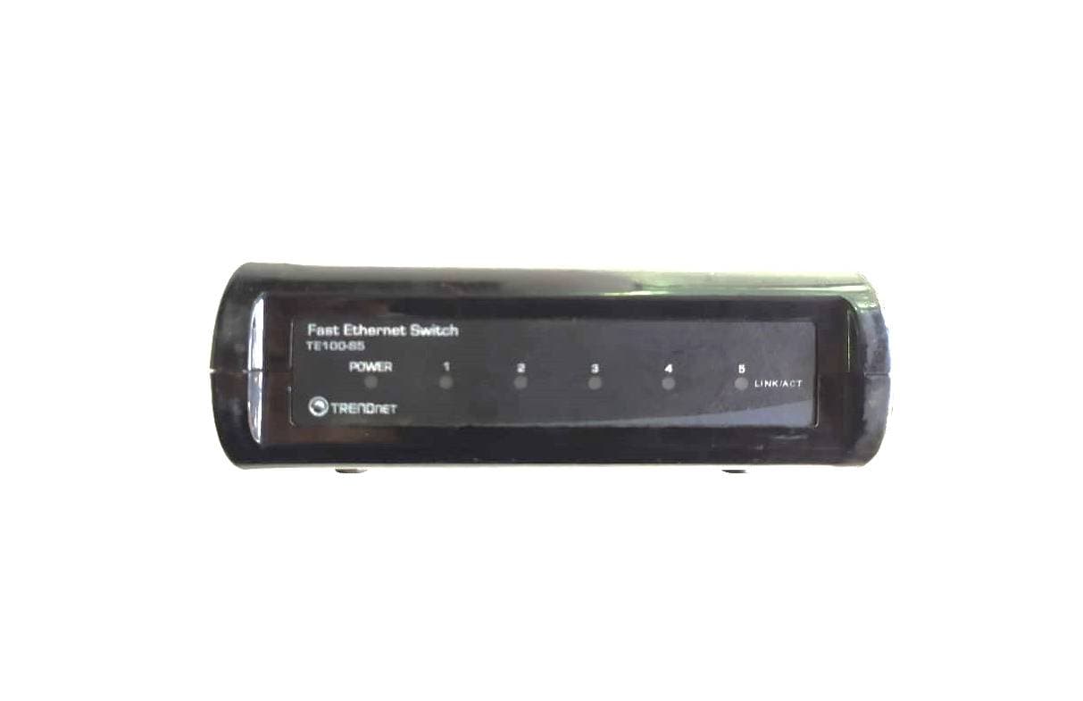 CONMUTADOR DE 5 PUERTOS A 10/100MBPS TE100-S5 TRENDNET SEMINUEVO — imagen 3