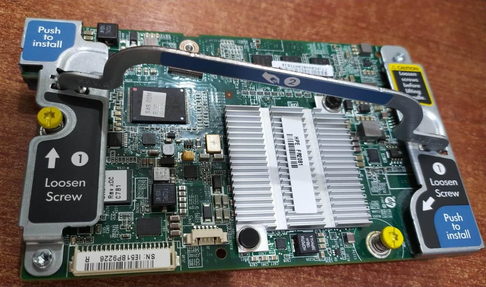 Controlador RAID HP Smart Array P220i 6G SAS 670026‑001 – Seminuevo (BLE‑GEN8) — imagen 2