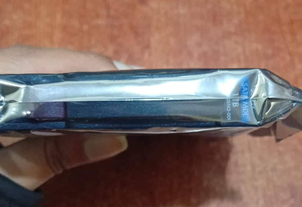 Disco Duro HDD HP MM1000GFJTE 1TB 7.2K RPM SATA 6Gb/s Enterprise para Servidor — imagen 3
