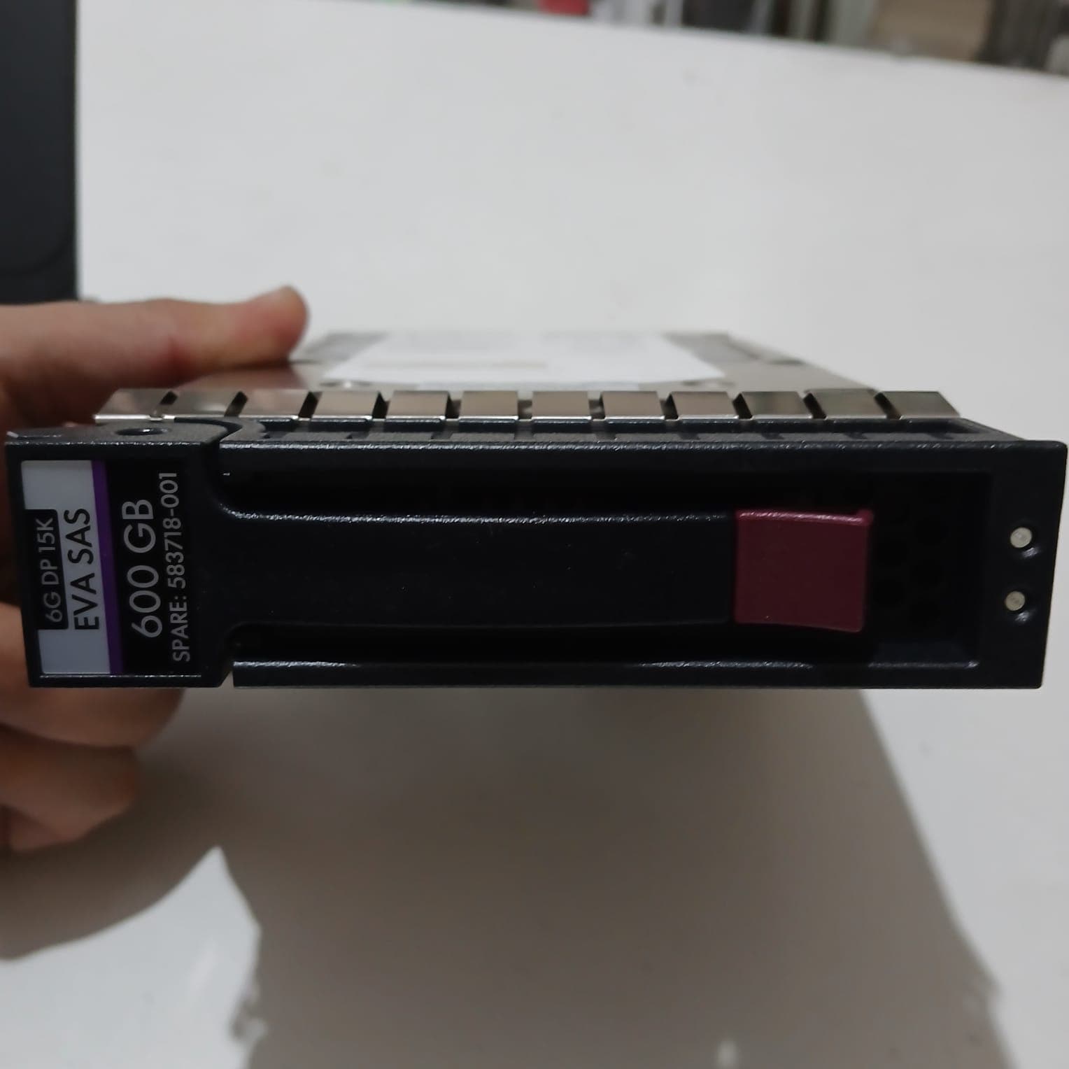 DISCO DURO HP 600GB 15K SAS 3.5" LFF HDD EF06000FARNA P/N 516810-003 - NUEVO — imagen 3