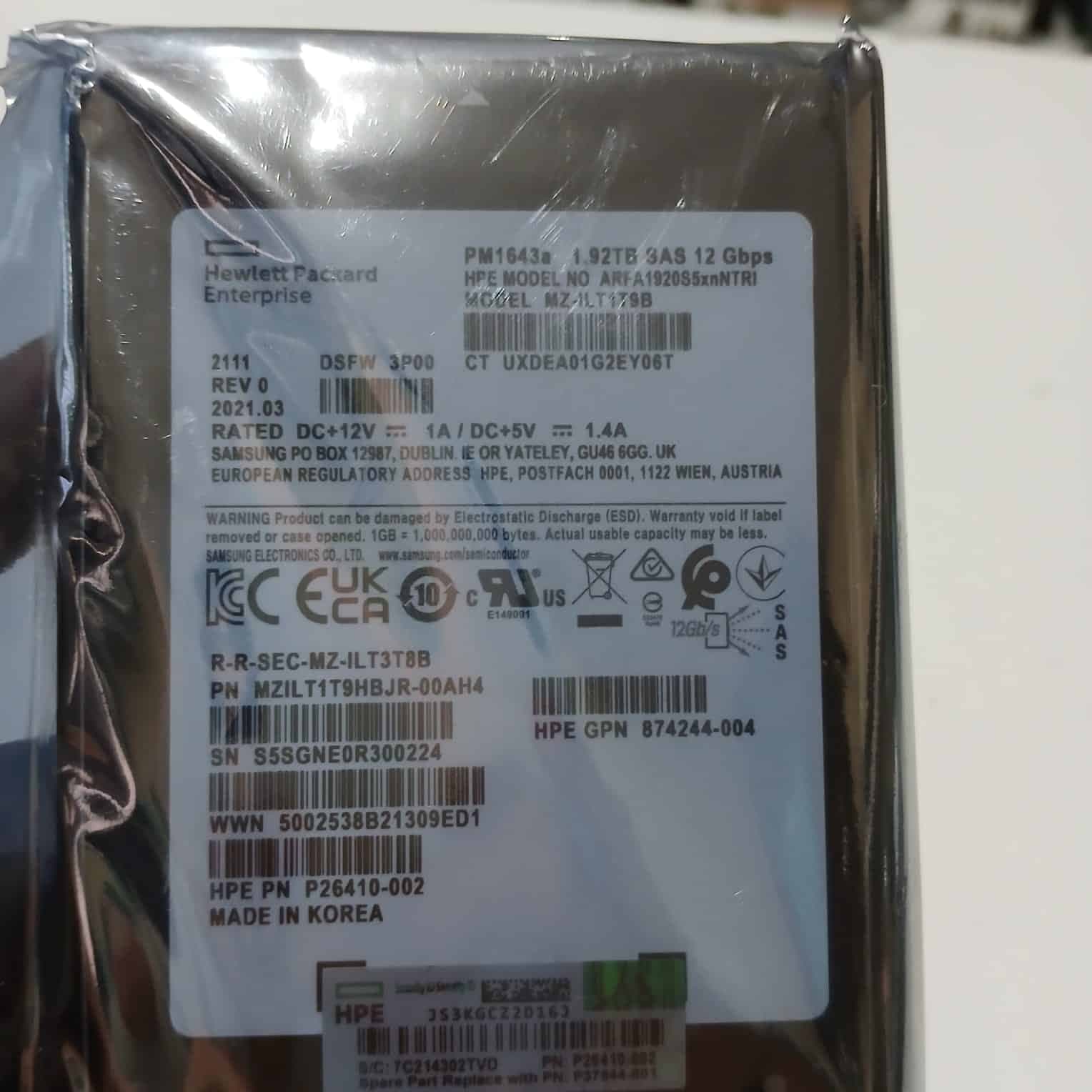 Disco Duro HPE 1.92TB SAS 12G Read Intensive SFF SSD | PM1643a | P26410-002 | MZ-ILT1T9B Nuevo — imagen 1