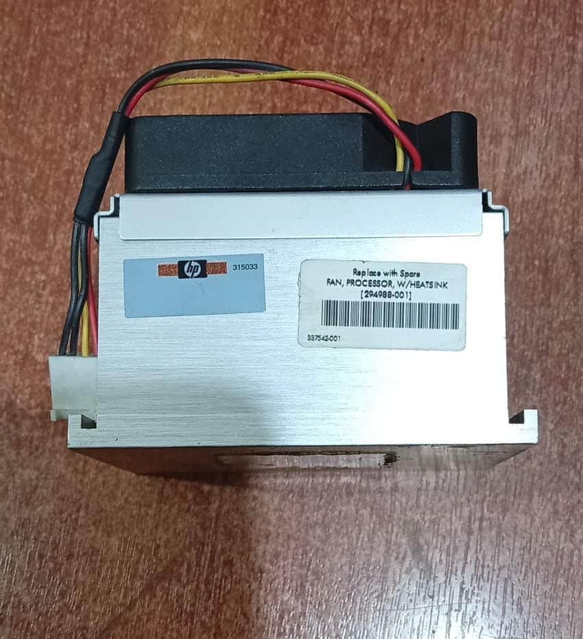 Disipador con Ventilador AVC F7015B12H 12V 0.3A para CPU HP 294988-001 - Usado — imagen 2
