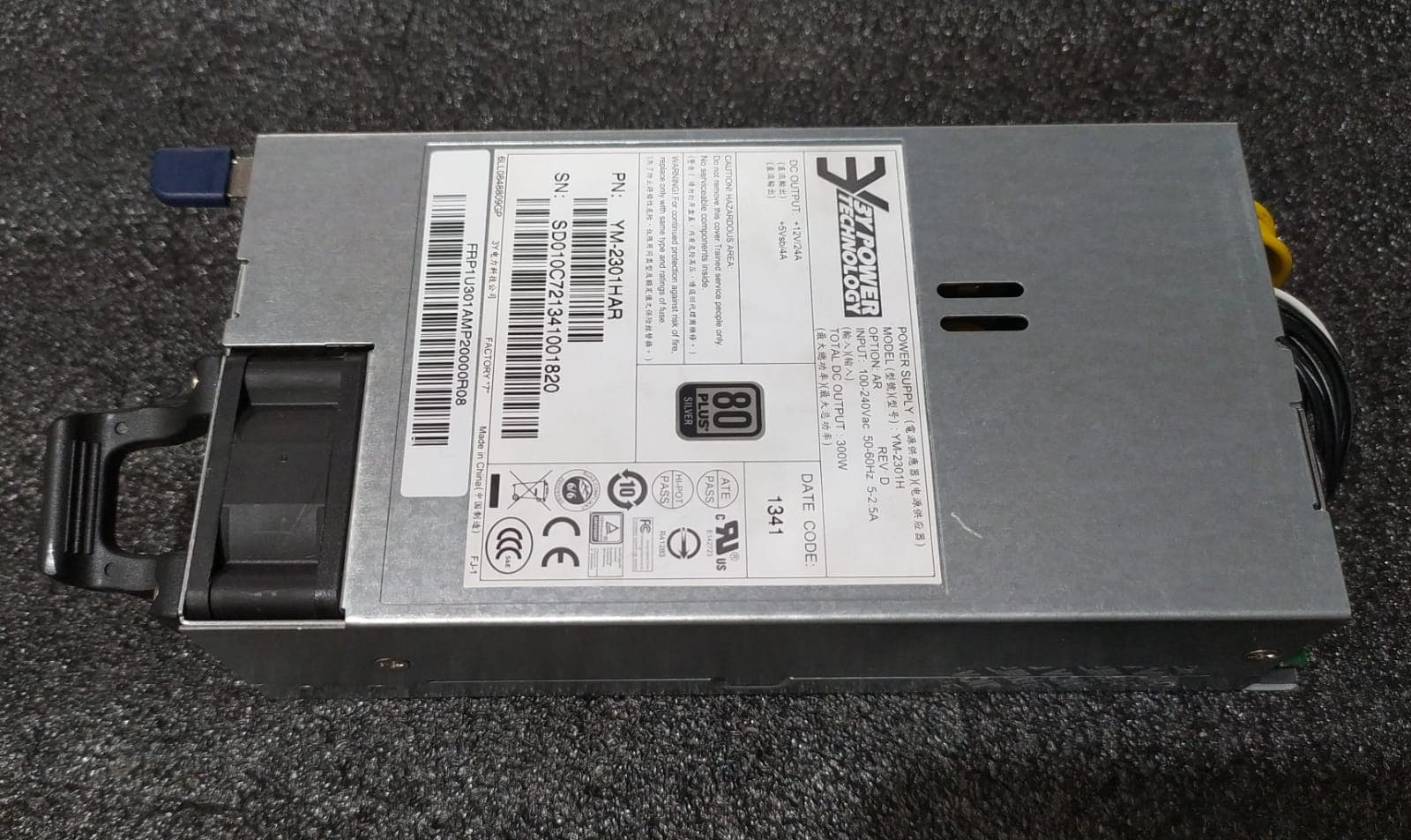 Fuente de Poder 3Y POWER YM-2301H 300W 80 PLUS SILVER para Servidores 1U RACK Compatible — imagen 1
