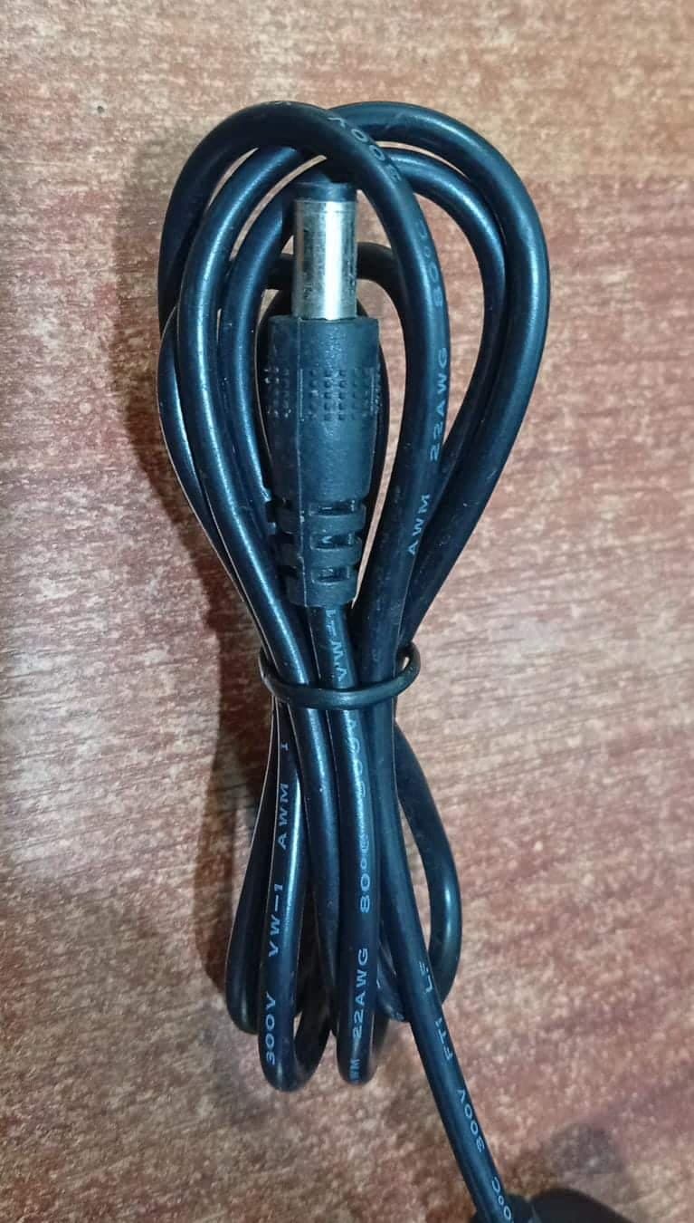 Fuente de Poder AC/DC 24V 1.5A – Adaptador GFD‑2401500 – Usado — imagen 3