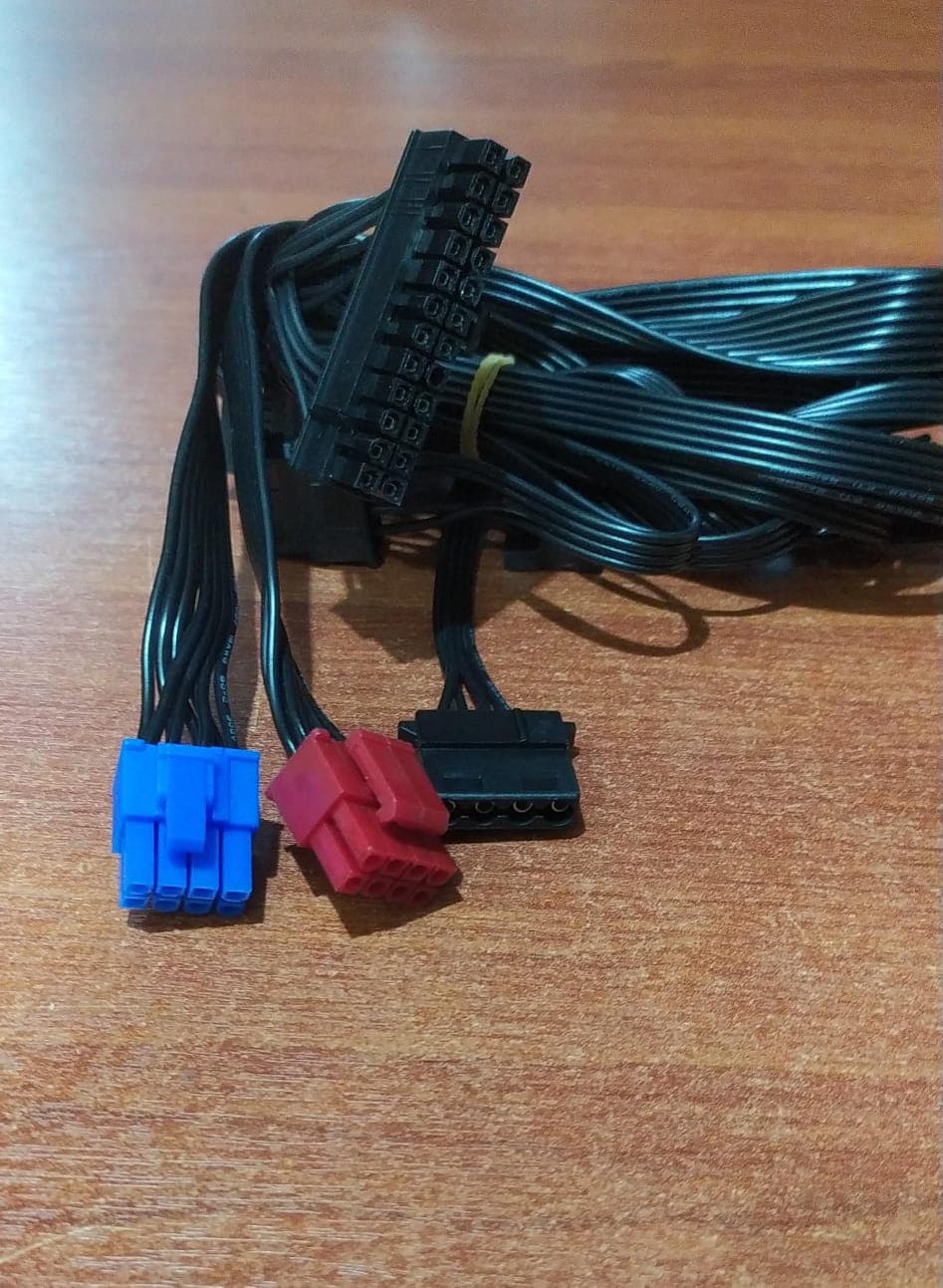FUENTE DE PODER | ATX POWER SUPPLY | QUASAD | 850W | 24PIN 2SATA P4 | 110V 4A — imagen 4