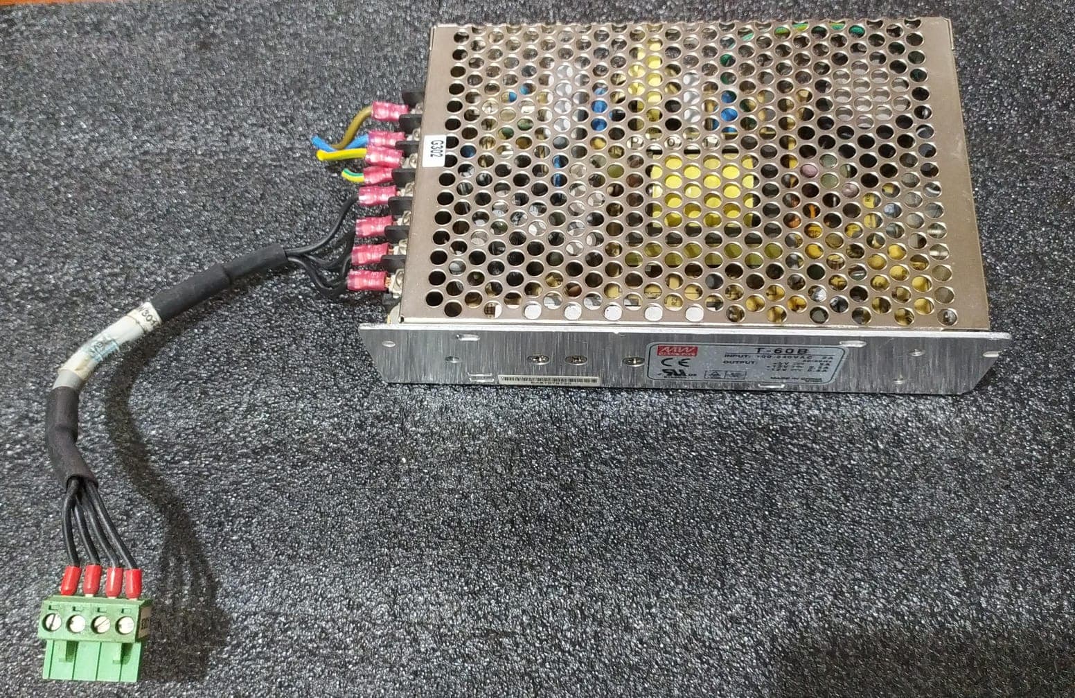 Fuente de Poder Mean Well T‑60B, Triple Salida - Compatible con Automatización, CNC, PLC — imagen 1