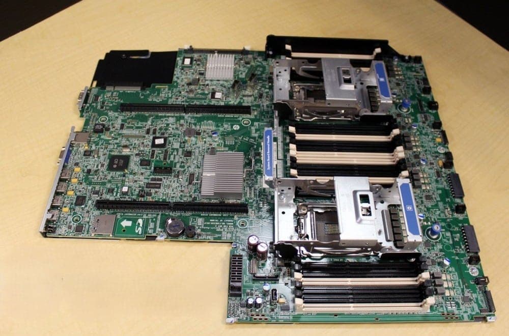 Placa Madre HP 801939‑001 / Board Principal para Servidor HP ProLiant DL380p G8 Gen8 – Nueva — imagen 2