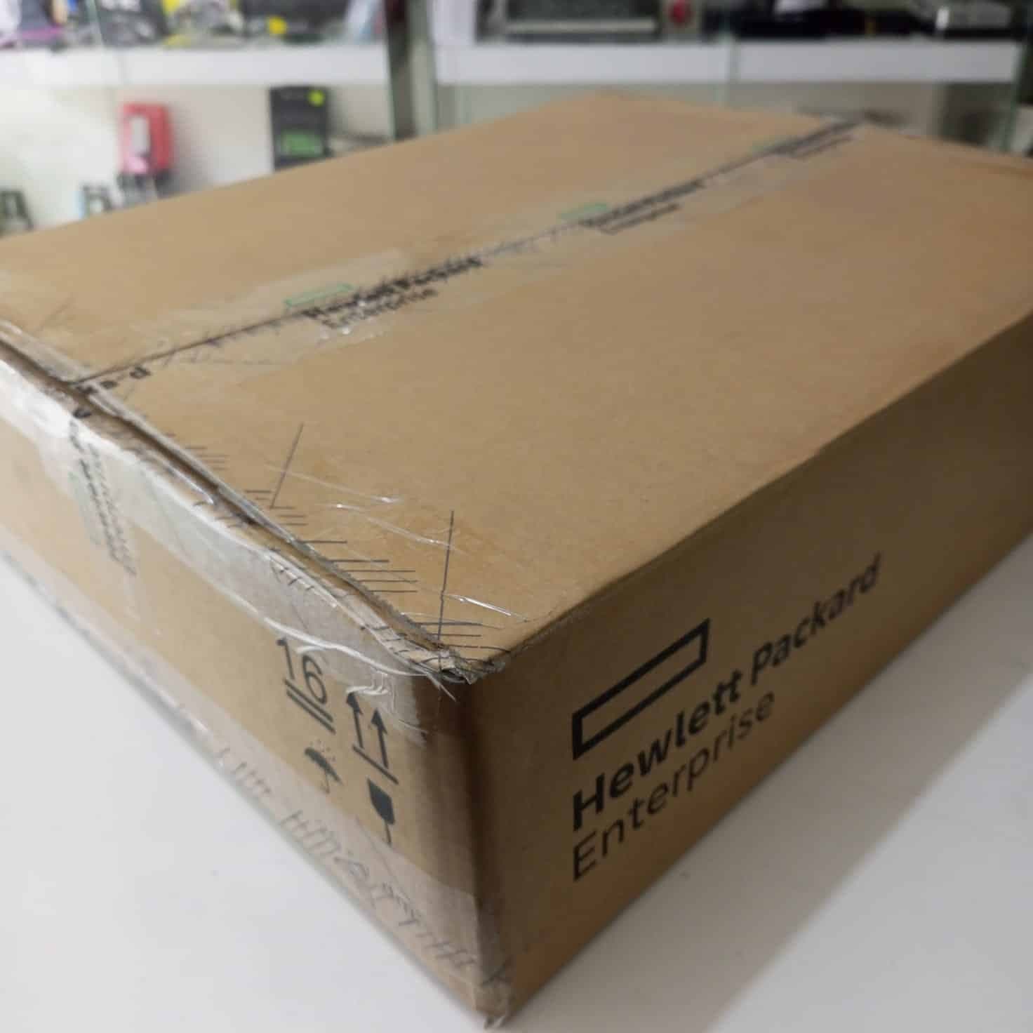 HPE Synergy 100Gb F32 Virtual Connect Module 879438-001 High Performance HSTNS TB20 N — imagen 4