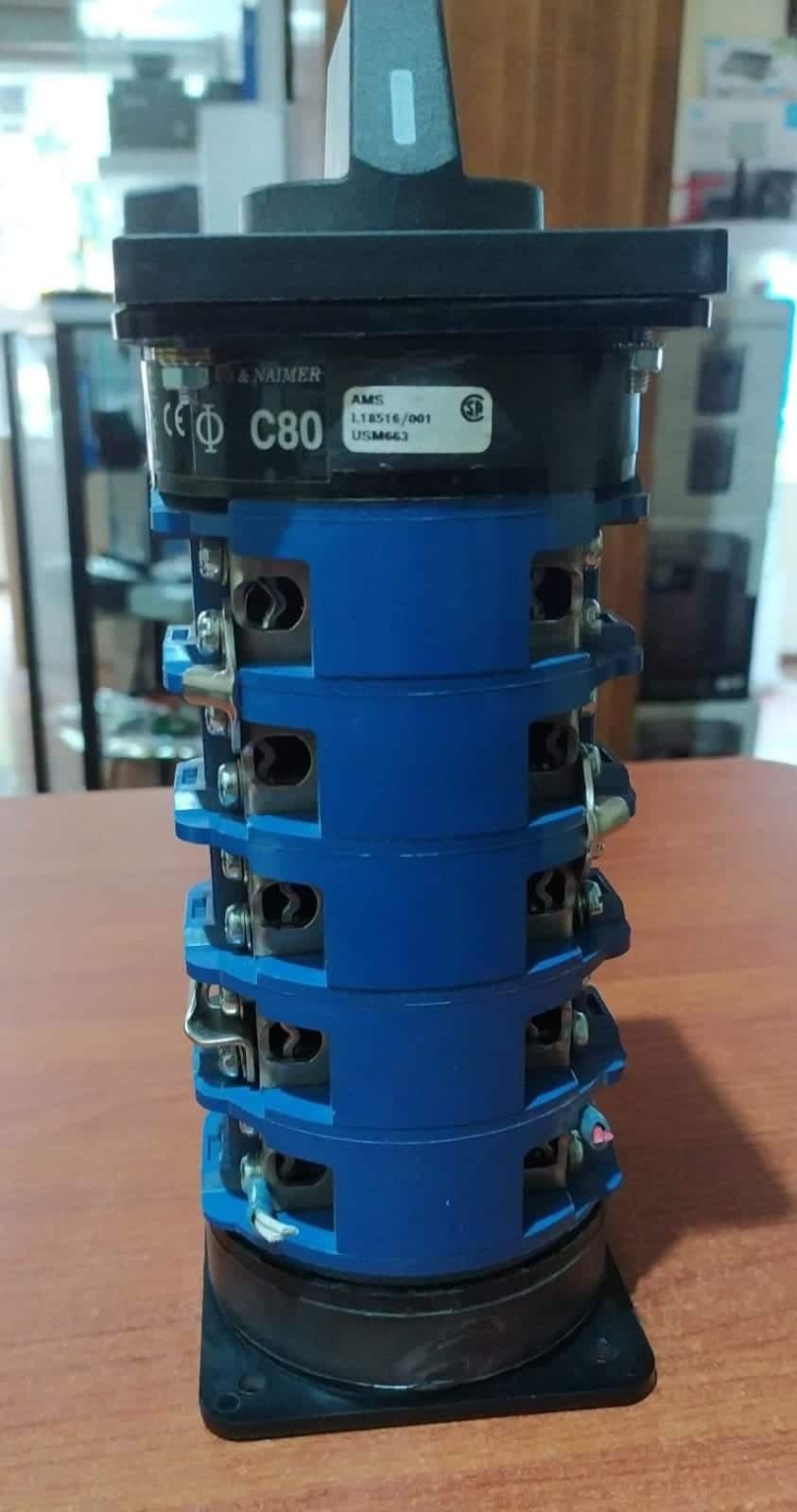 Interruptor giratorio Kraus & Naimer | C80 | AMS | L18516/001 | USM663 | C80 | 21A: 100A/690V — imagen 1