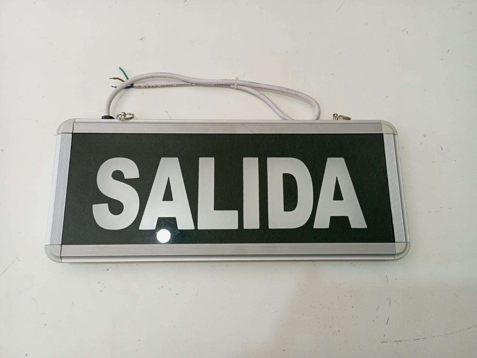 LETRERO LED DE SALIDA | 36.5 x 15 cm | Maviju — imagen 1