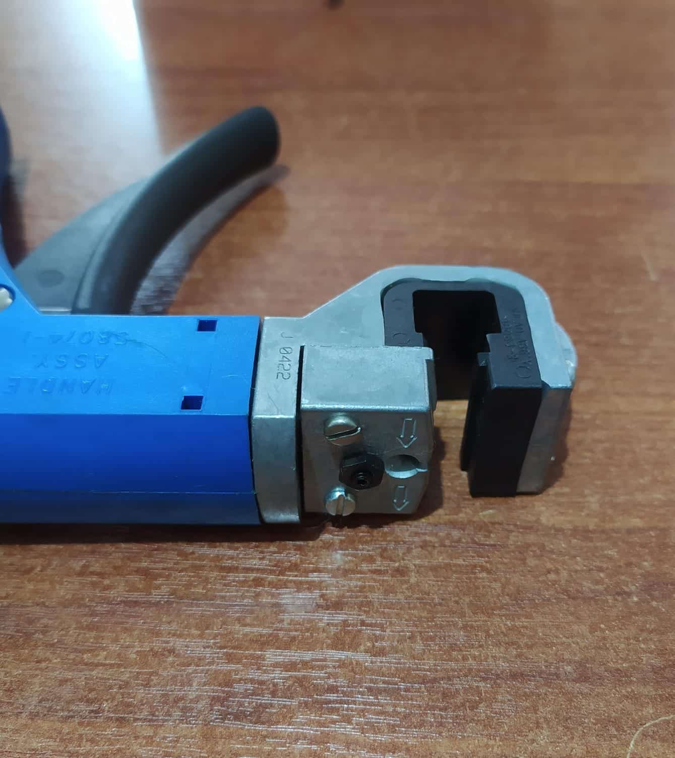 MANGO TIPO PISTOLA | CRIMPADORA AMP | TE CONNECTIVITY 58074-1 | CABEZAL DE TERMINACIÓN 58063-1 | Herramienta de inserción de extracción — imagen 5