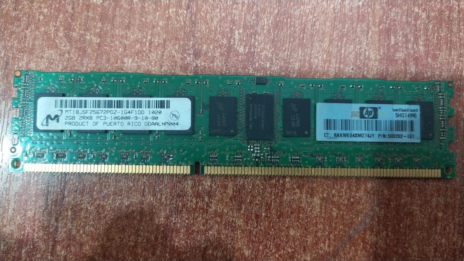 Memoria RAM Micron MT18JSF25672PDZ-1G4F1DD 2GB DDR3-1333 ECC Registered (Para Servidores) — imagen 1