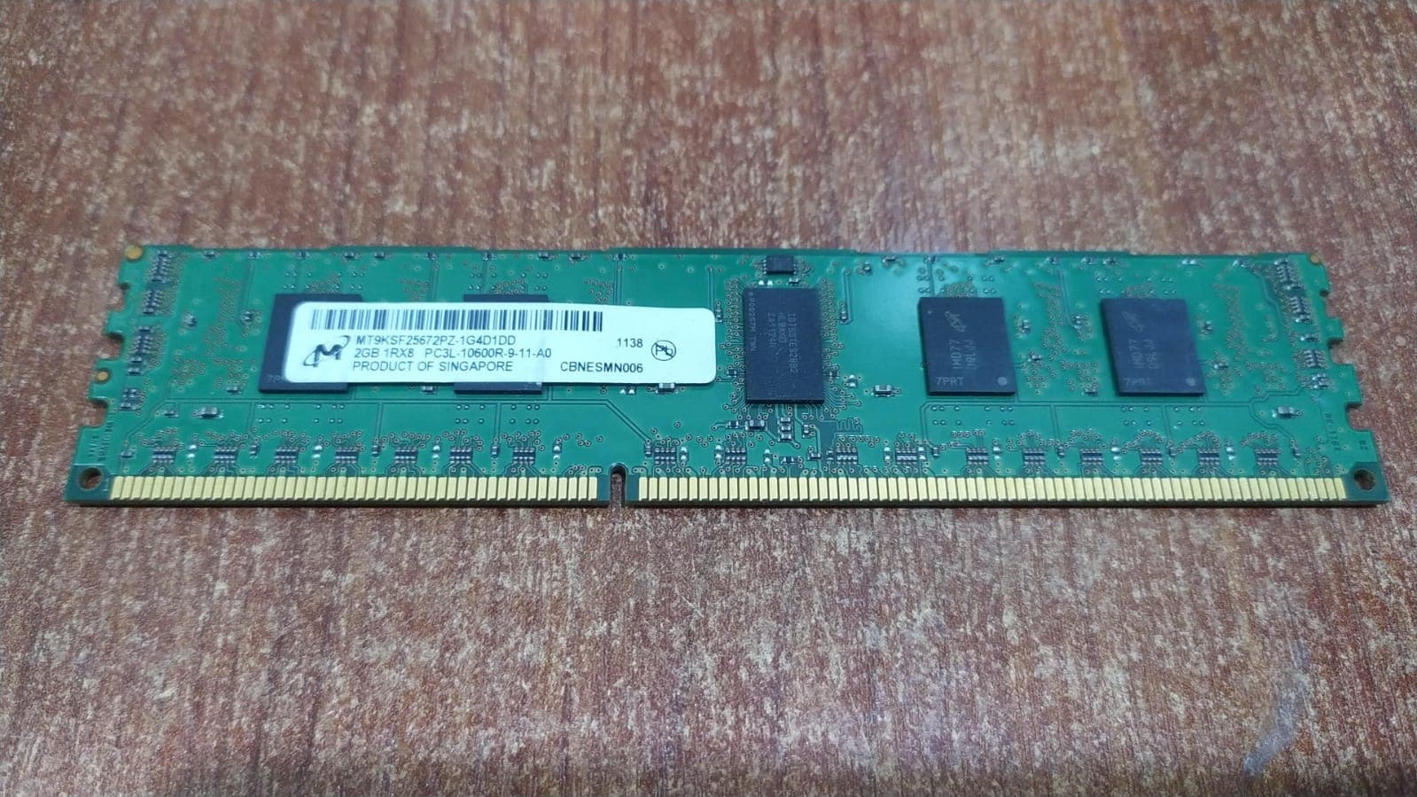 Memoria RAM Micron MT9KSF25672PZ‑1G4D1DD 2 GB ECC Registered PC3L‑10600R — imagen 1
