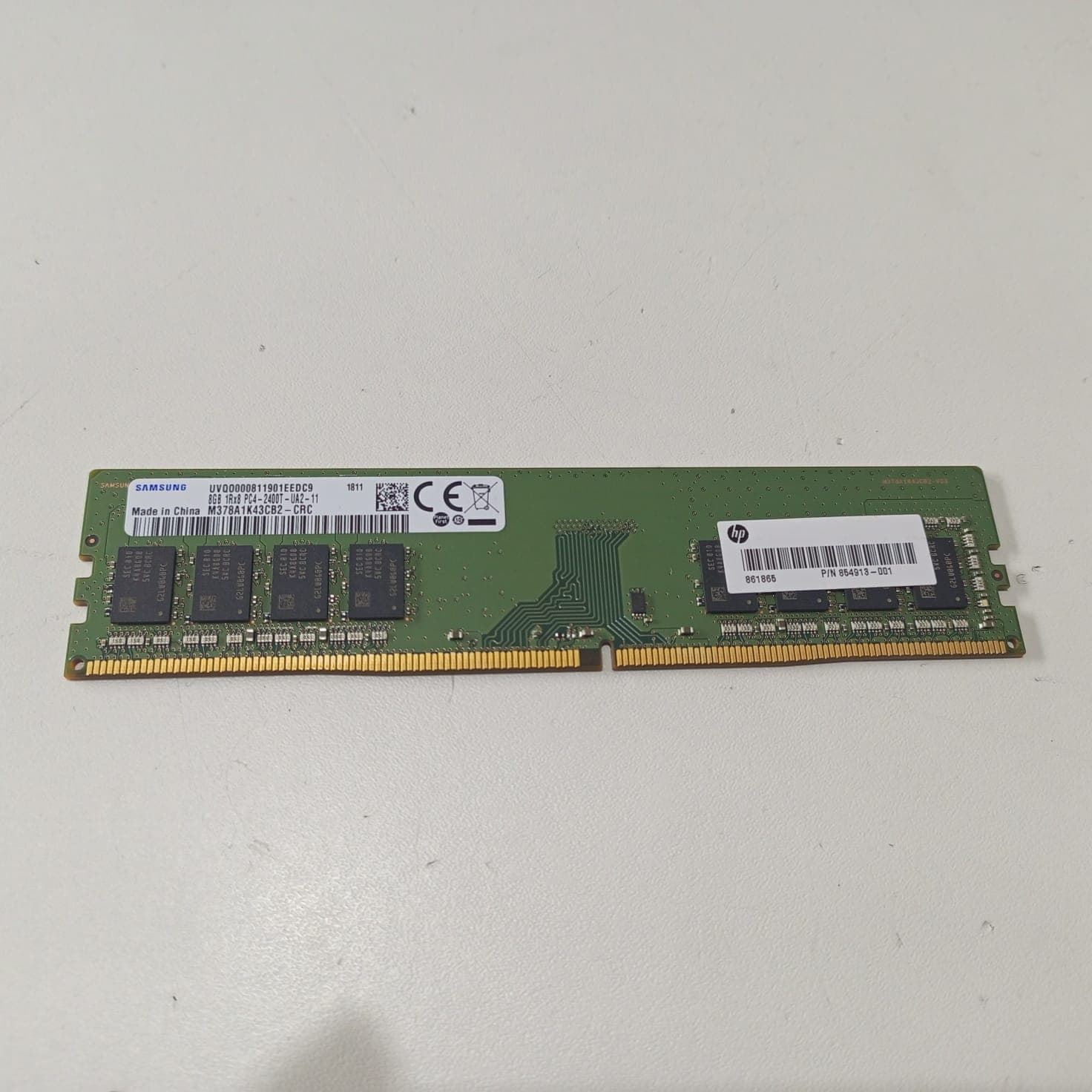 Memoria RAM Samsung 8GB DDR4 2400MHz PC4-2400T Desktop UDIMM — imagen 1