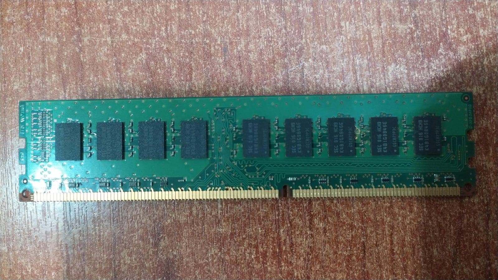Memoria RAM Samsung M391B5673EH1-CH9 2GB ECC PC3-10600E 1333MHz (2Rx8) Para Servidores — imagen 2