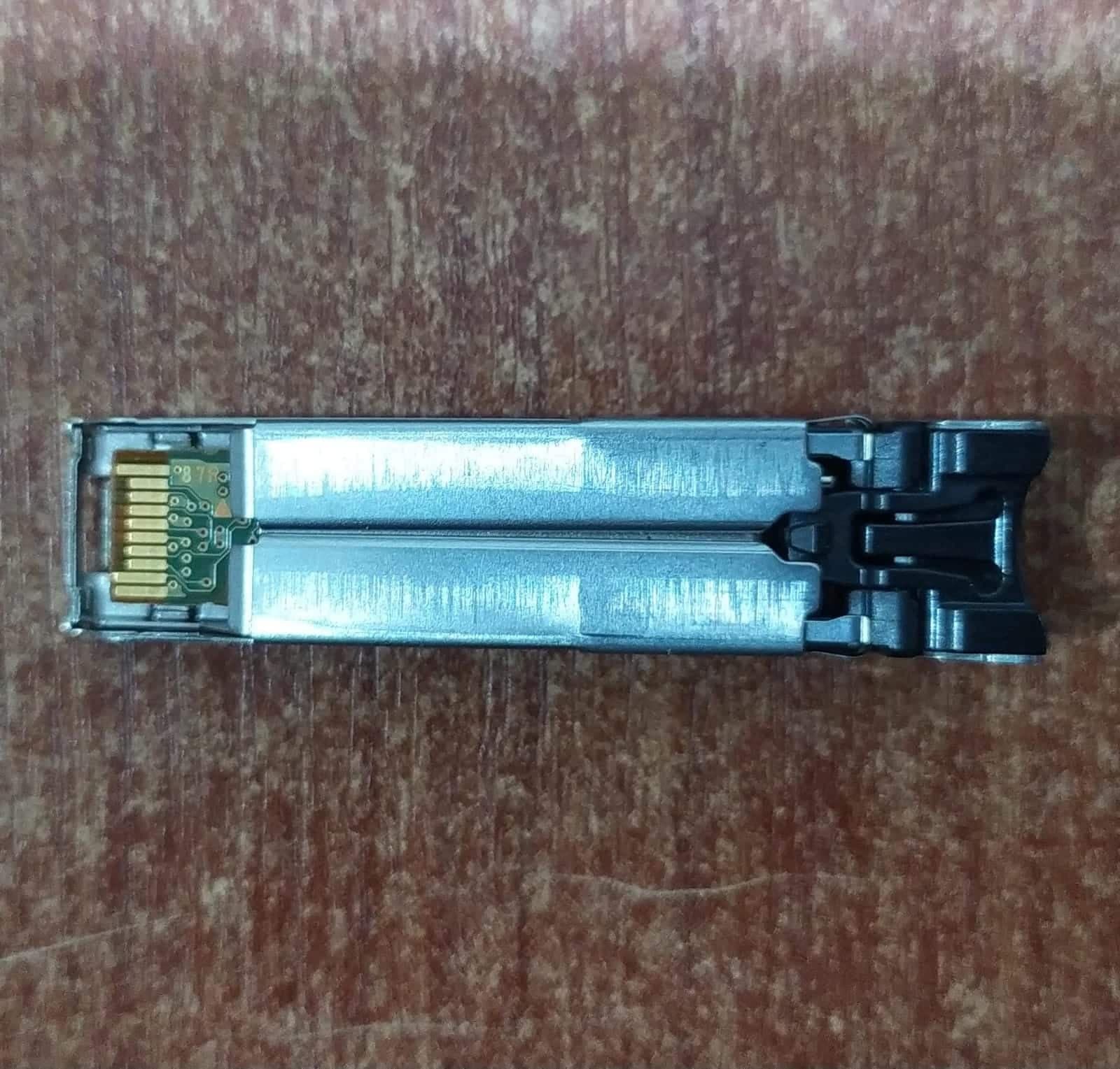 Módulo Cisco SFP‑OC12‑IR1 (10‑1969‑01) — clase 1 (21 CFR 1040.10) — seminuevo — imagen 3
