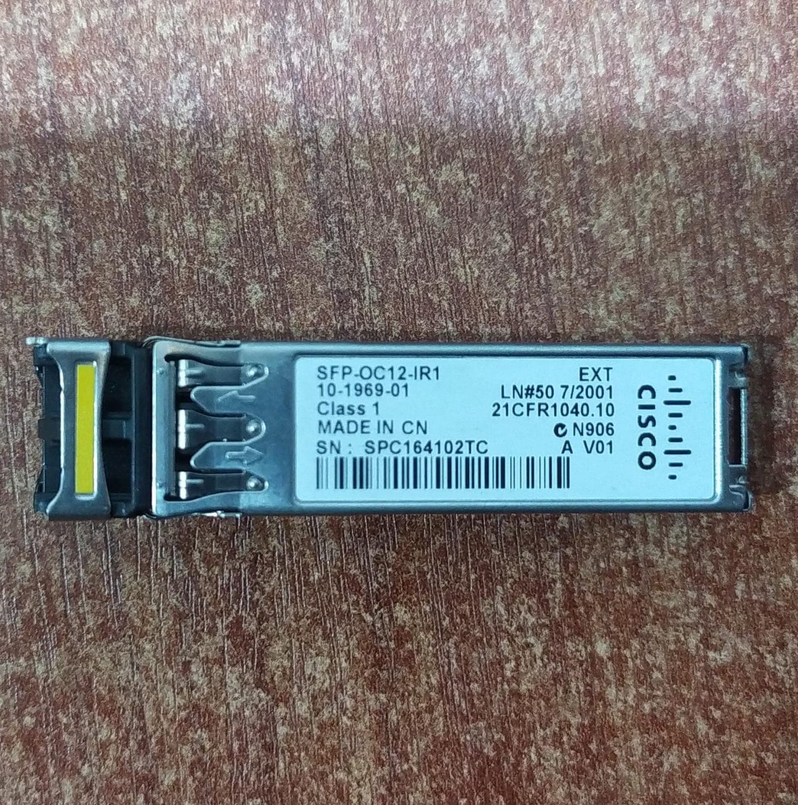 Módulo Cisco SFP‑OC12‑IR1 (10‑1969‑01) — clase 1 (21 CFR 1040.10) — seminuevo — imagen 2