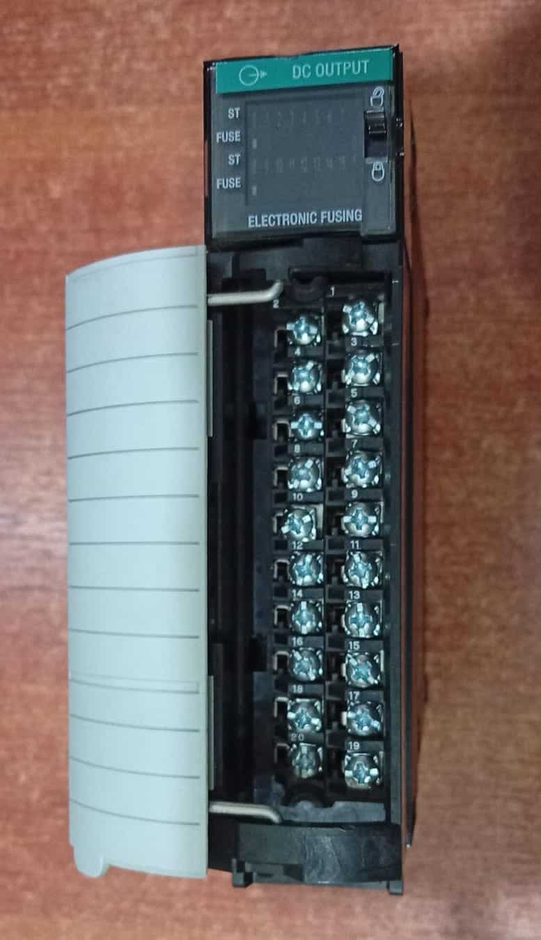 Módulo de Salida Digital 16 Puntos Allen-Bradley ControlLogix 1756-OB16E Serie A (Seminuevo) — imagen 4
