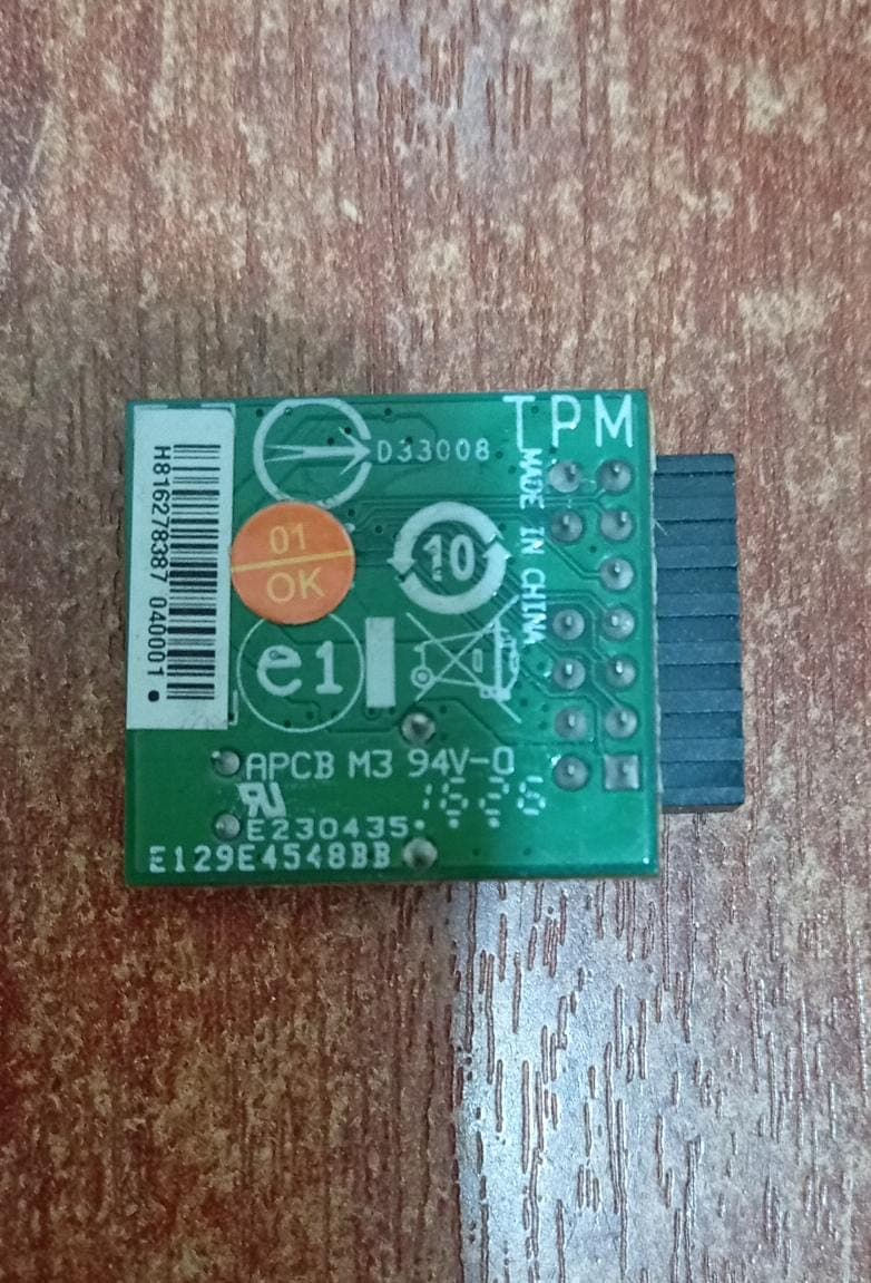 Módulo TPM “APCB M3 / D33008 / E230435” — Seminuevo para placa madre — imagen 3