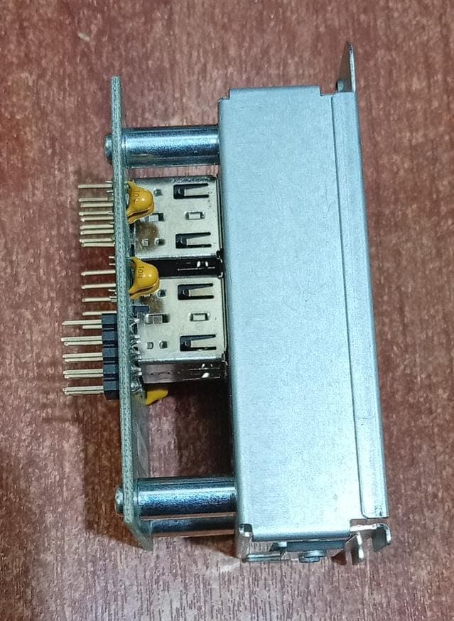 Módulo USB múltiple San Shing BM6945‑01C | Panel 4 puertos I/O usado — imagen 4